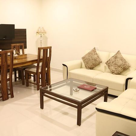 Rk Regency Hotel Bhopal Bagian luar foto